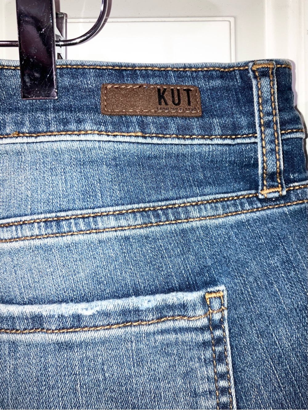 Kut from the Kloth Stitch Fix Womens High Rise Distressed Denim Shorts Blue 16W - Picture 6 of 9